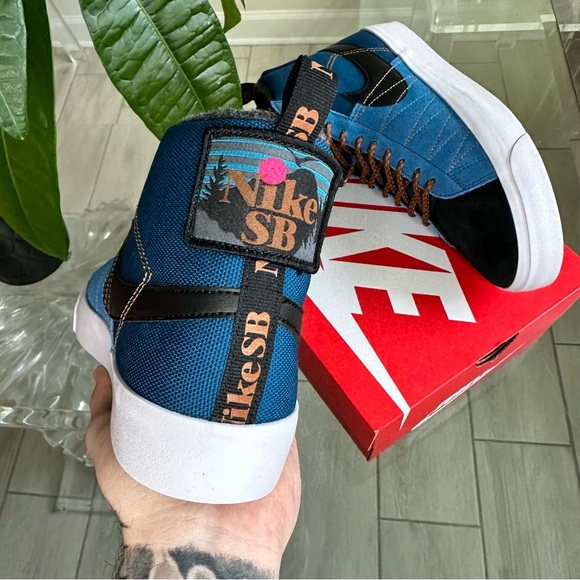 NEW NIKE SB BLAZER MID BLUE PREMIUM - Picture 3 of 4